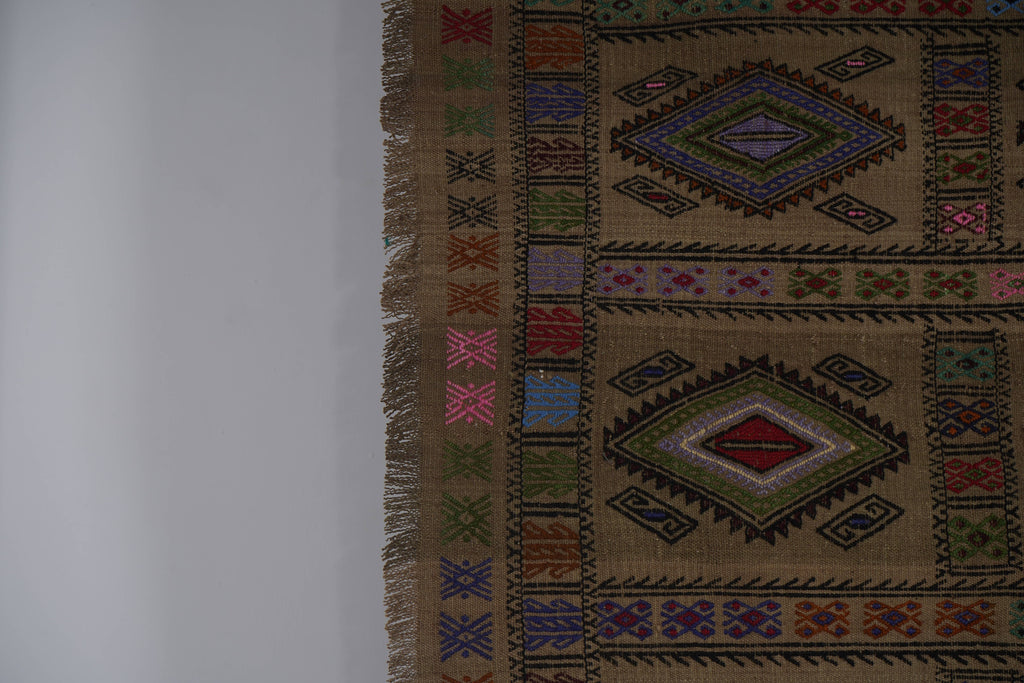 Vintage Kilim 173 x 236 cm