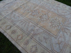 Vintage Uşak Halı 195 x 270 cm