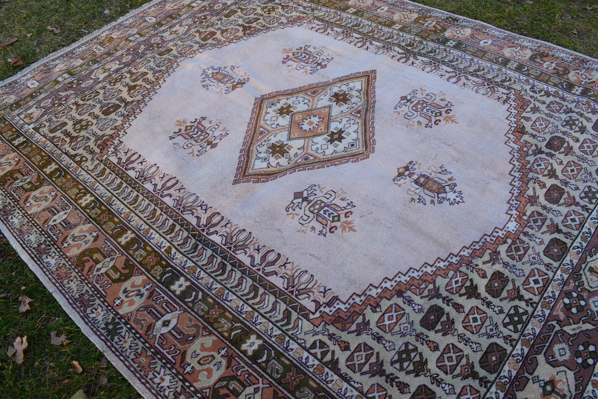 Vintage Uşak Halı 204 x 284 cm