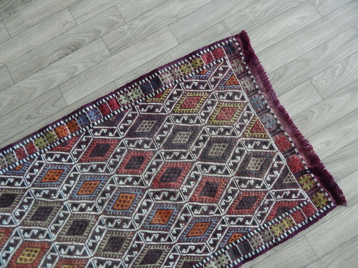Vintage Kilim 52 x 97 cm