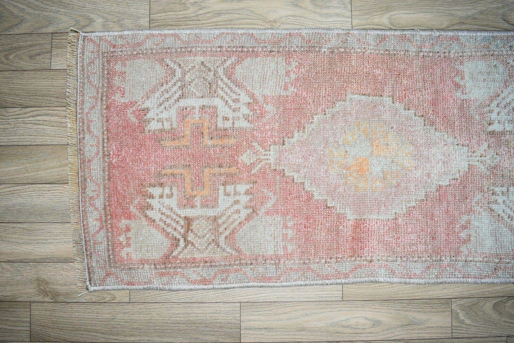 Vintage Uşak Halı 42 x 97 cm