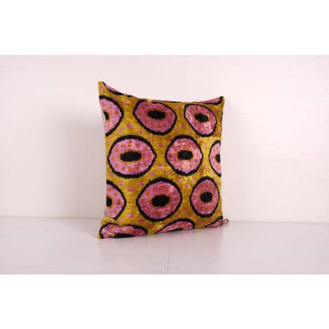 İpek Ikat Kadife Kırlent Kılıfı 60 x 60 cm