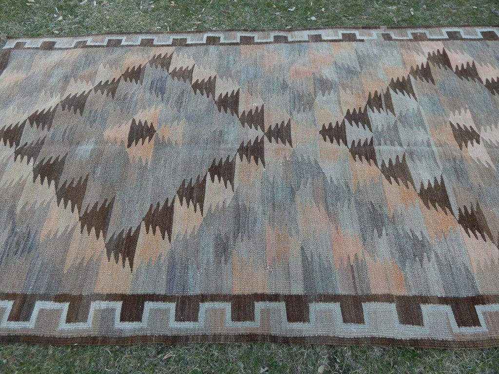 Vintage Kilim 142 x 284 cm
