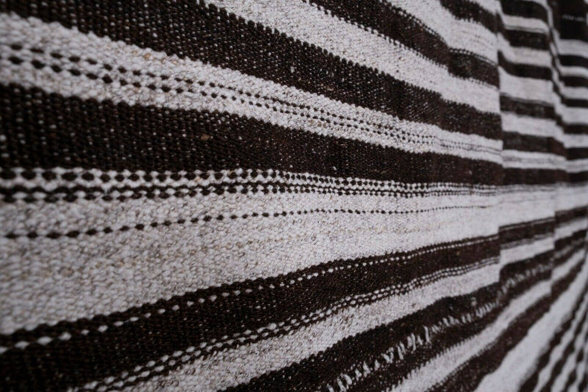 Vintage Kilim 193 x 228 cm