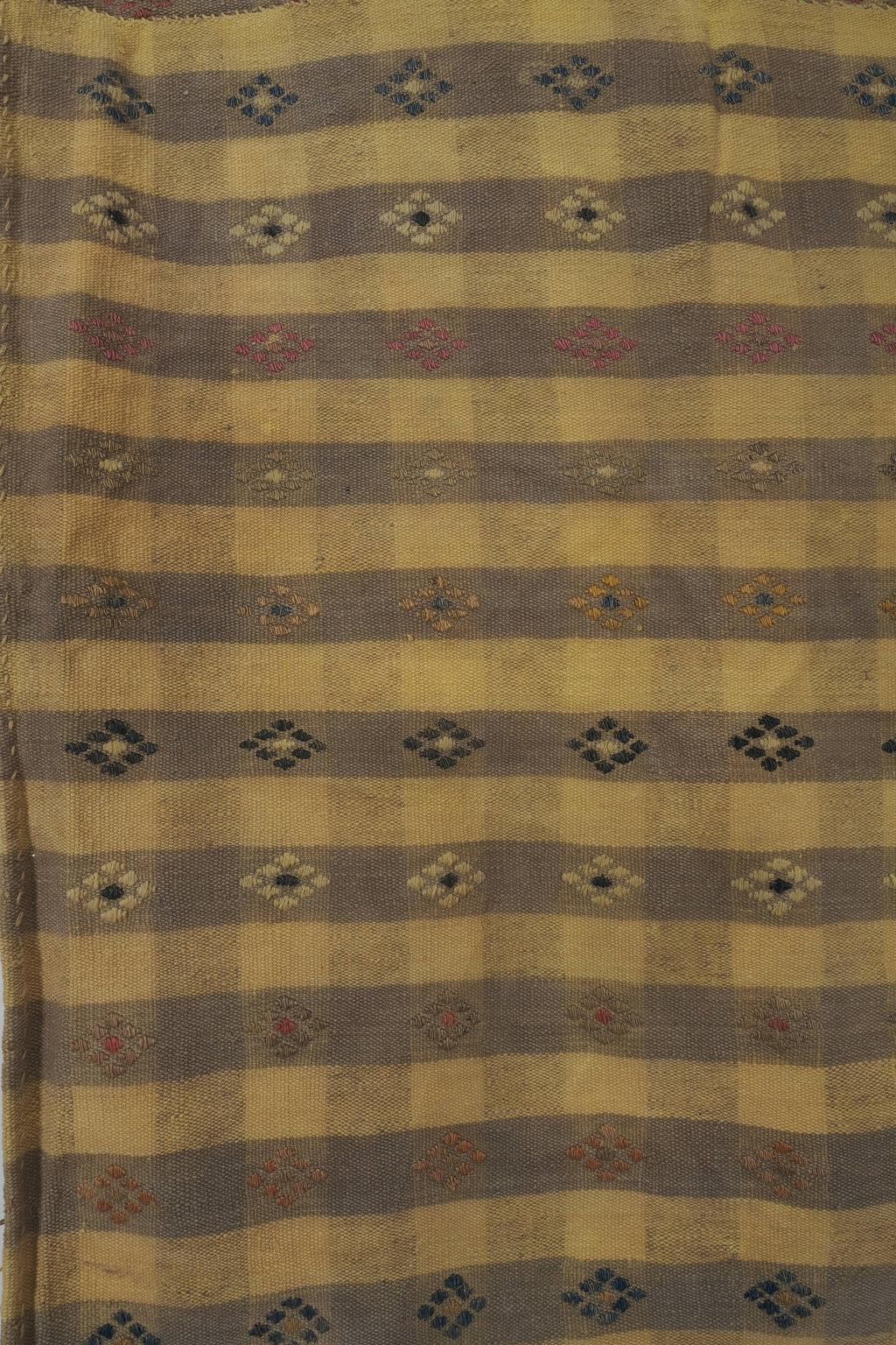 Vintage Adana Kilim 214 x 262 cm