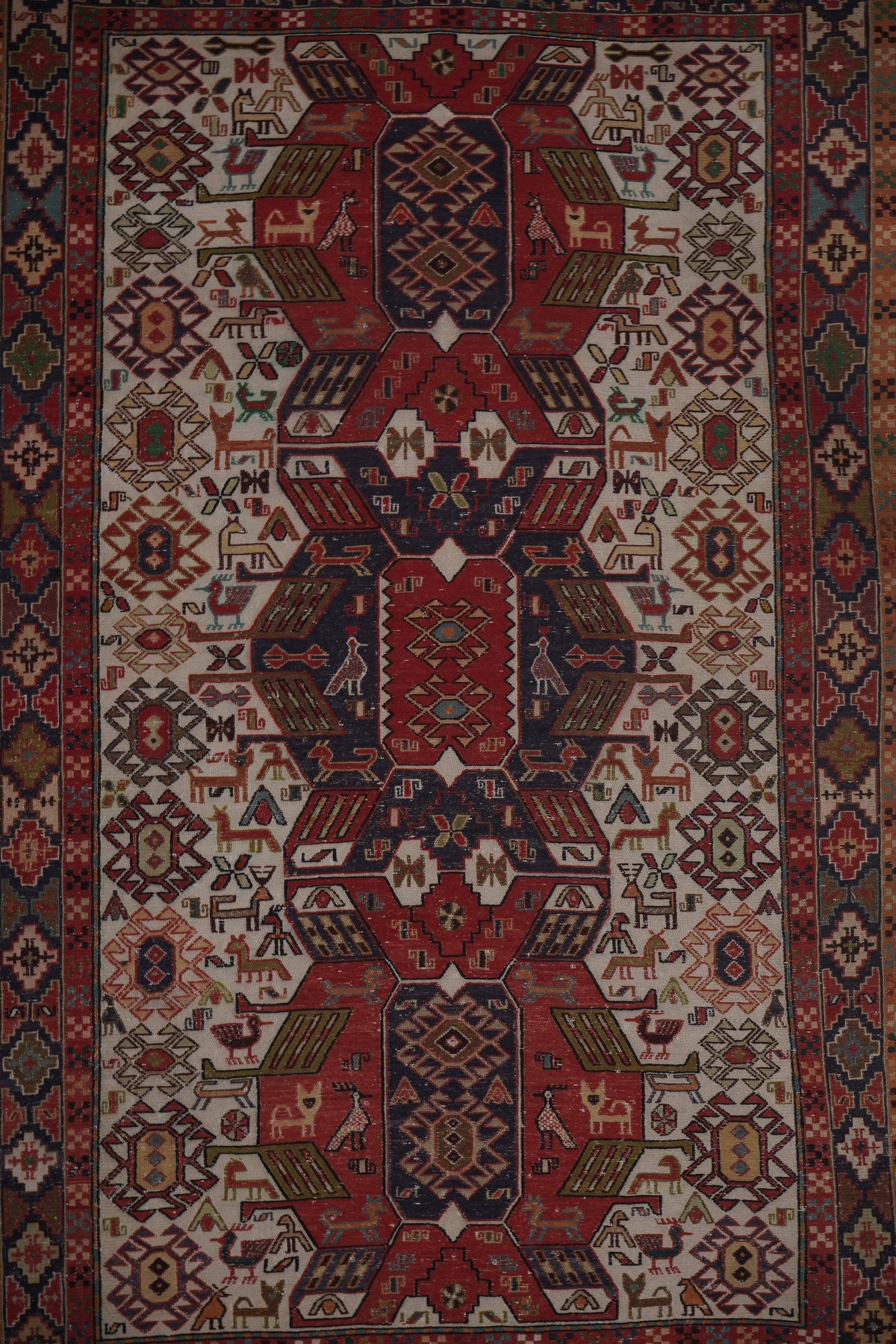 Vintage Sumak Kilim 123 x 193 cm