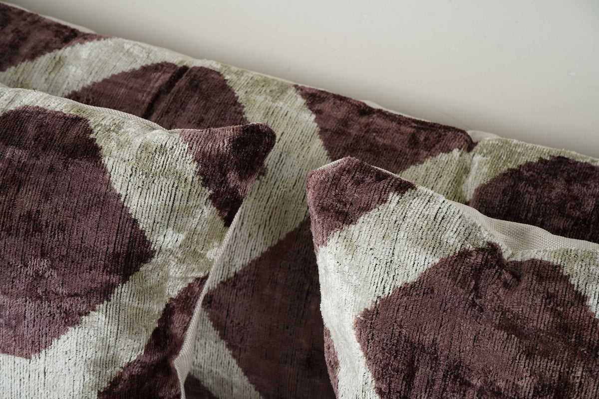 İpek Ikat Kadife Kırlent Kılıfı 3'li Set 40 x 60 cm