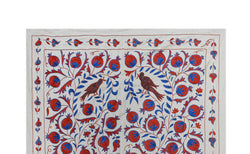 Kuş Desenli Suzani Duvar Örtüsü 109 x 186 cm