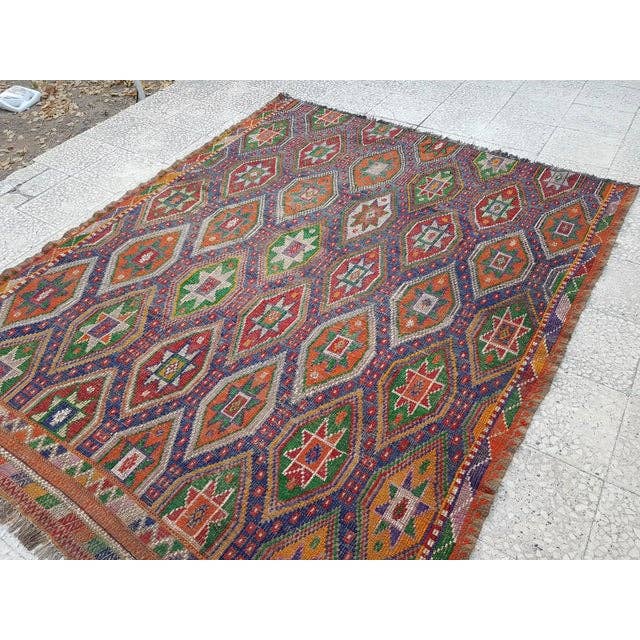 Vintage Kilim 186 x 227 cm
