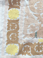 El İşlemesi Suzani Duvar Örtüsü 128 x 142 cm