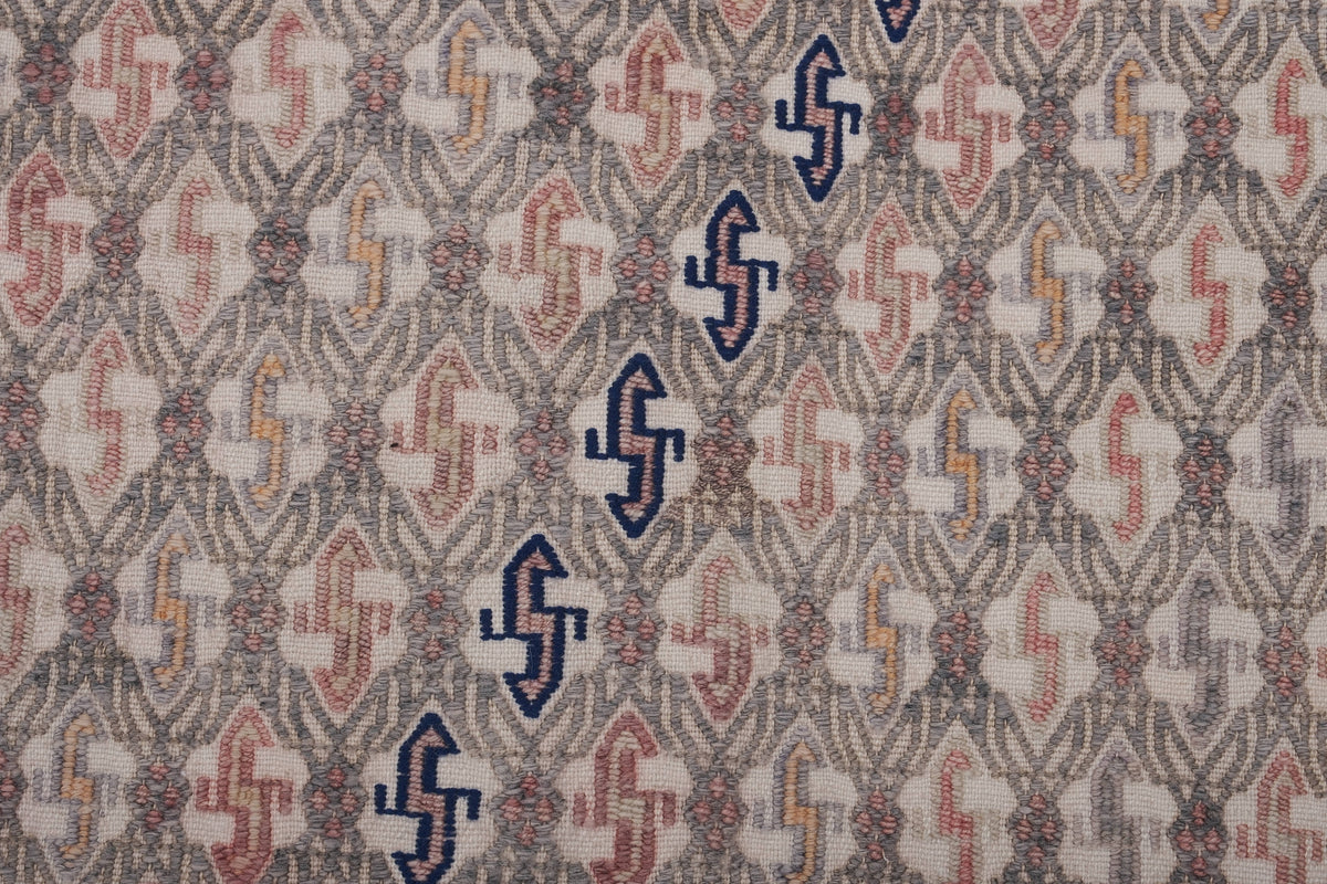 Vintage Kilim 180 x 255 cm