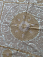 El İşlemesi Suzani Duvar Örtüsü 123 x 135 cm