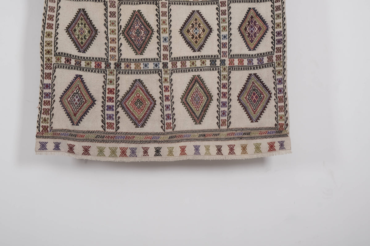 Vintage Kilim 149 x 208 cm
