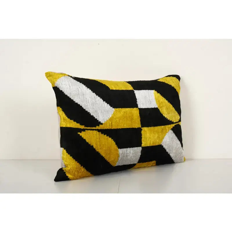 İpek Ikat Kadife Kırlent Kılıfı 40 x 60 cm