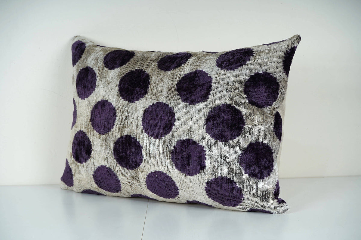 İpek Ikat Kadife Kırlent Kılıfı 40 x 60 cm
