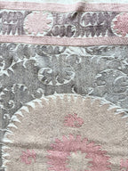El İşlemesi Suzani Duvar Örtüsü 132 x 143 cm