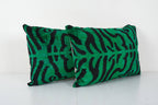Kaplan Desenli İpek Ikat Kadife Kırlent Kılıfı 2'li Set 41 x 56 cm