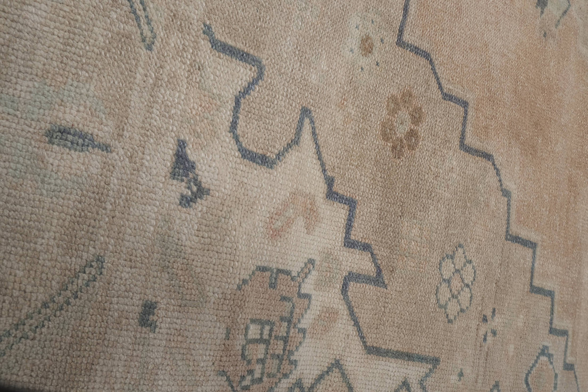 Vintage Uşak Halı 180 x 262 cm