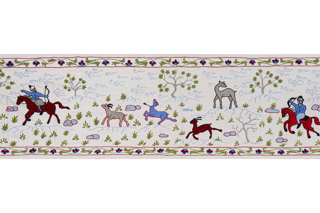 At Desenli Suzani Duvar Örtüsü 50 x 186 cm