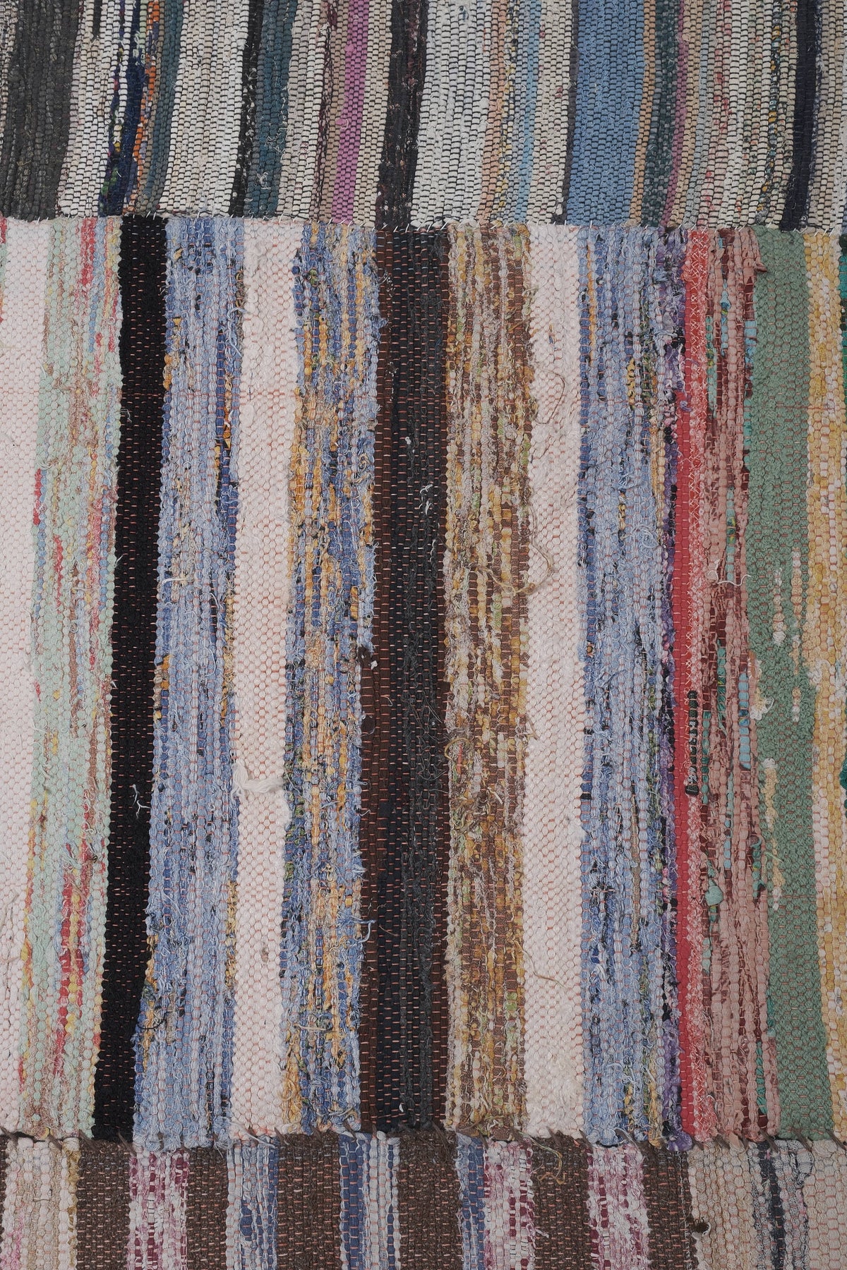 Vintage Kilim 244 x 324 cm
