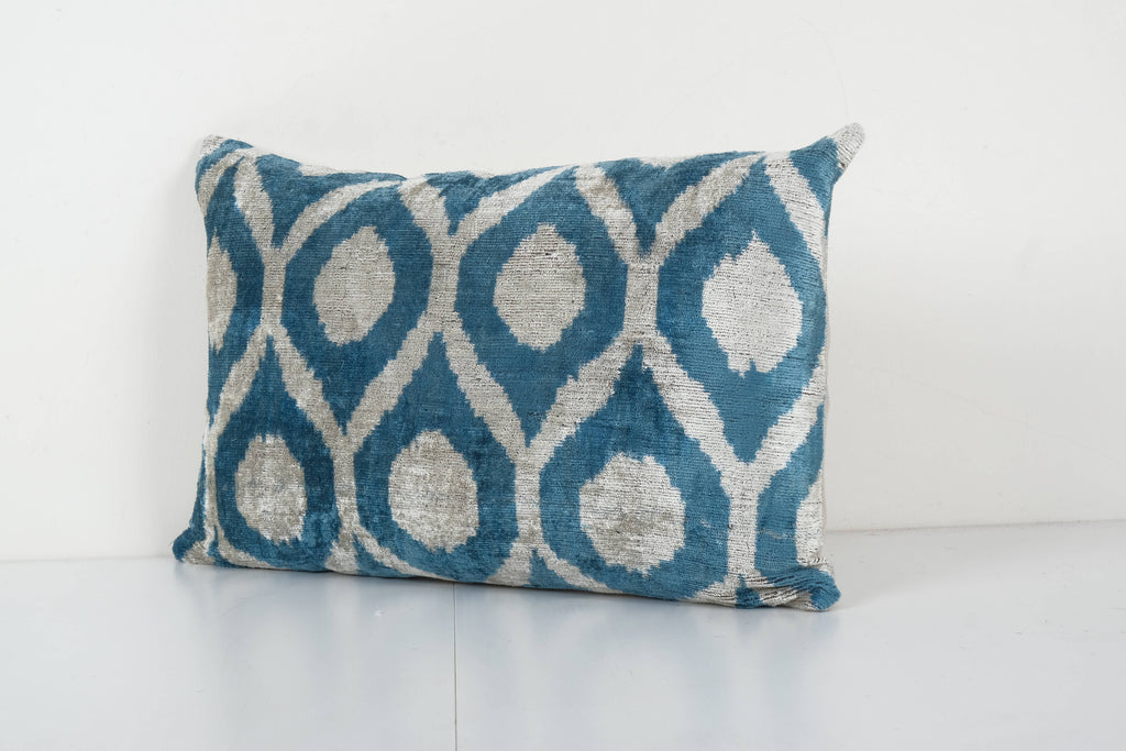 İpek Ikat Kadife Kırlent Kılıfı 2'li Set 40 x 60 cm