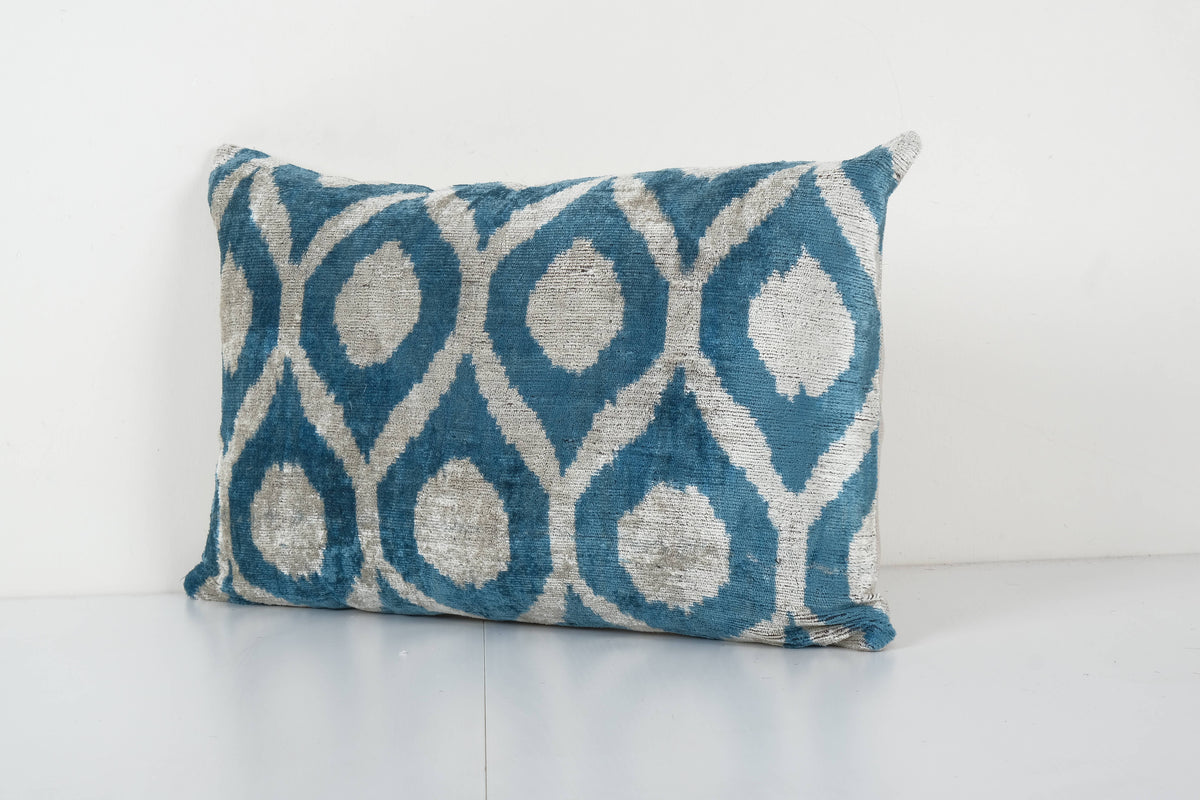 İpek Ikat Kadife Kırlent Kılıfı 2'li Set 40 x 60 cm