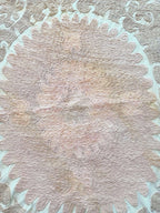 El İşlemesi Suzani Duvar Örtüsü 138 x 155 cm
