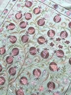El İşlemesi Suzani Duvar Örtüsü 105 x 190 cm