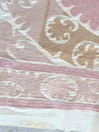 El İşlemesi Suzani Duvar Örtüsü 141 x 168 cm