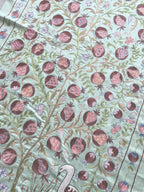 El İşlemesi Suzani Duvar Örtüsü 105 x 190 cm