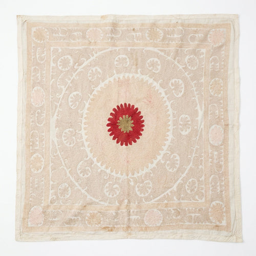 El İşlemesi Suzani Duvar Örtüsü 140 x 140 cm