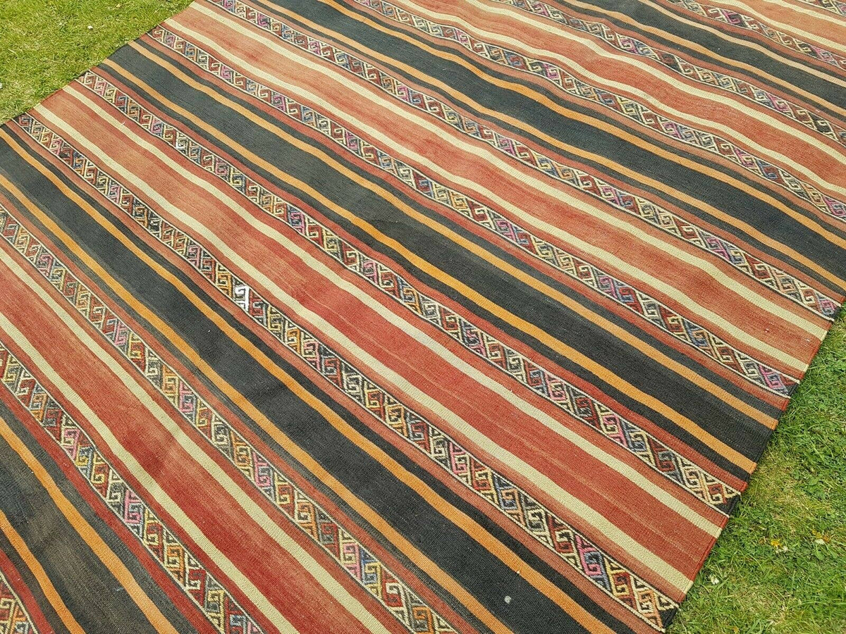 Vintage Kilim 174 x 334 cm