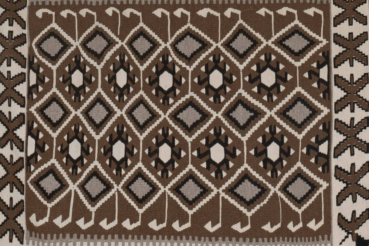 Vintage Kilim 118 x 140 cm
