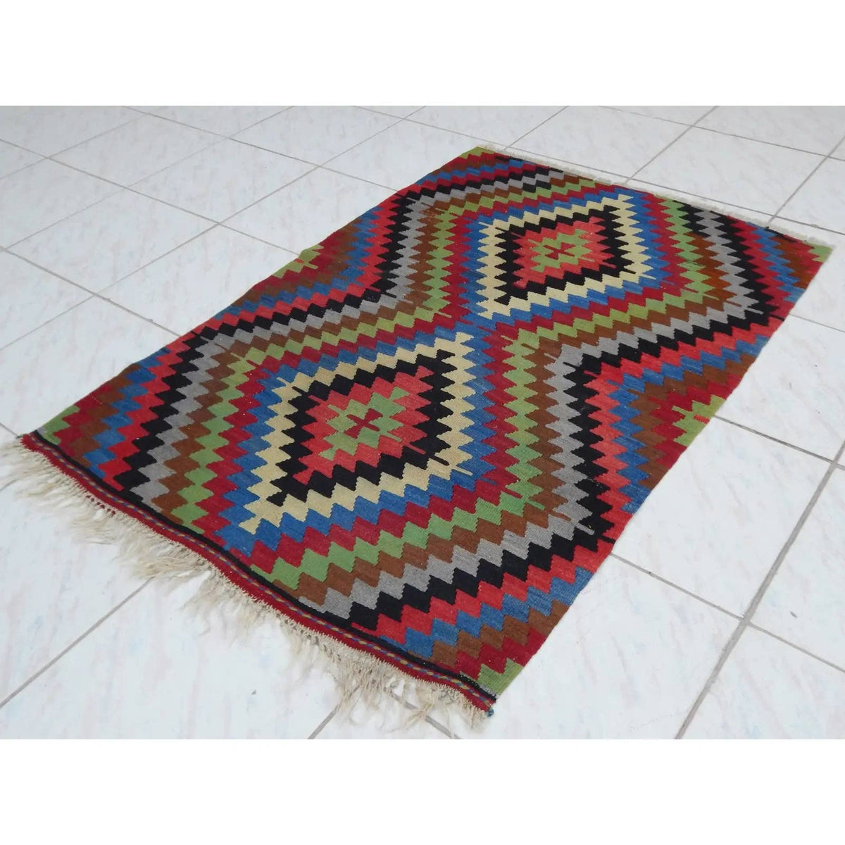 Vintage Kilim 88 x 127 cm