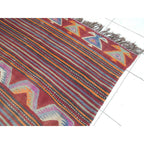 Vintage Kilim 136 x 167 cm