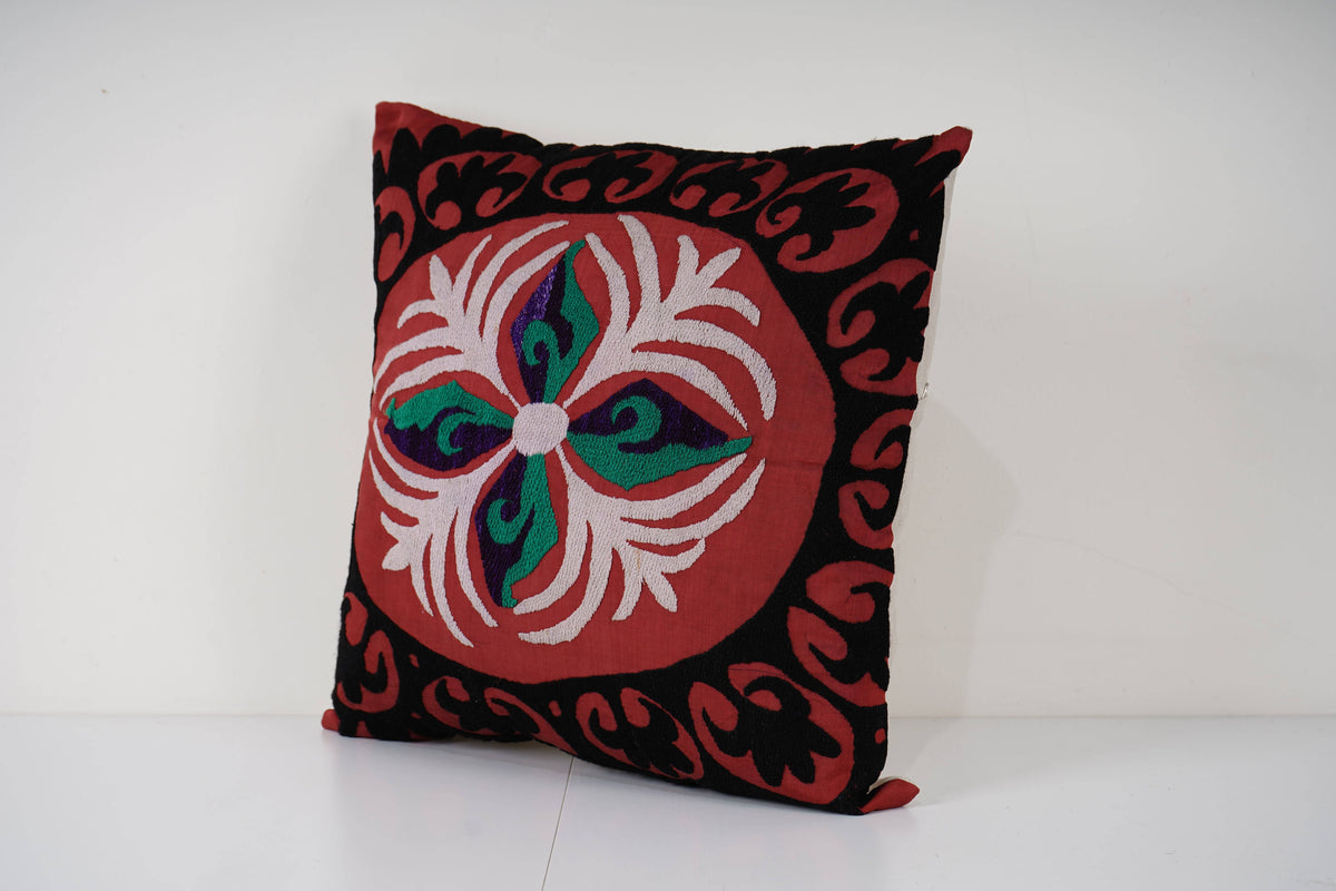 Suzani Kırlent Kılıfı 50 x 50 cm