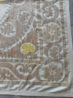 El İşlemesi Suzani Duvar Örtüsü 114 x 122 cm