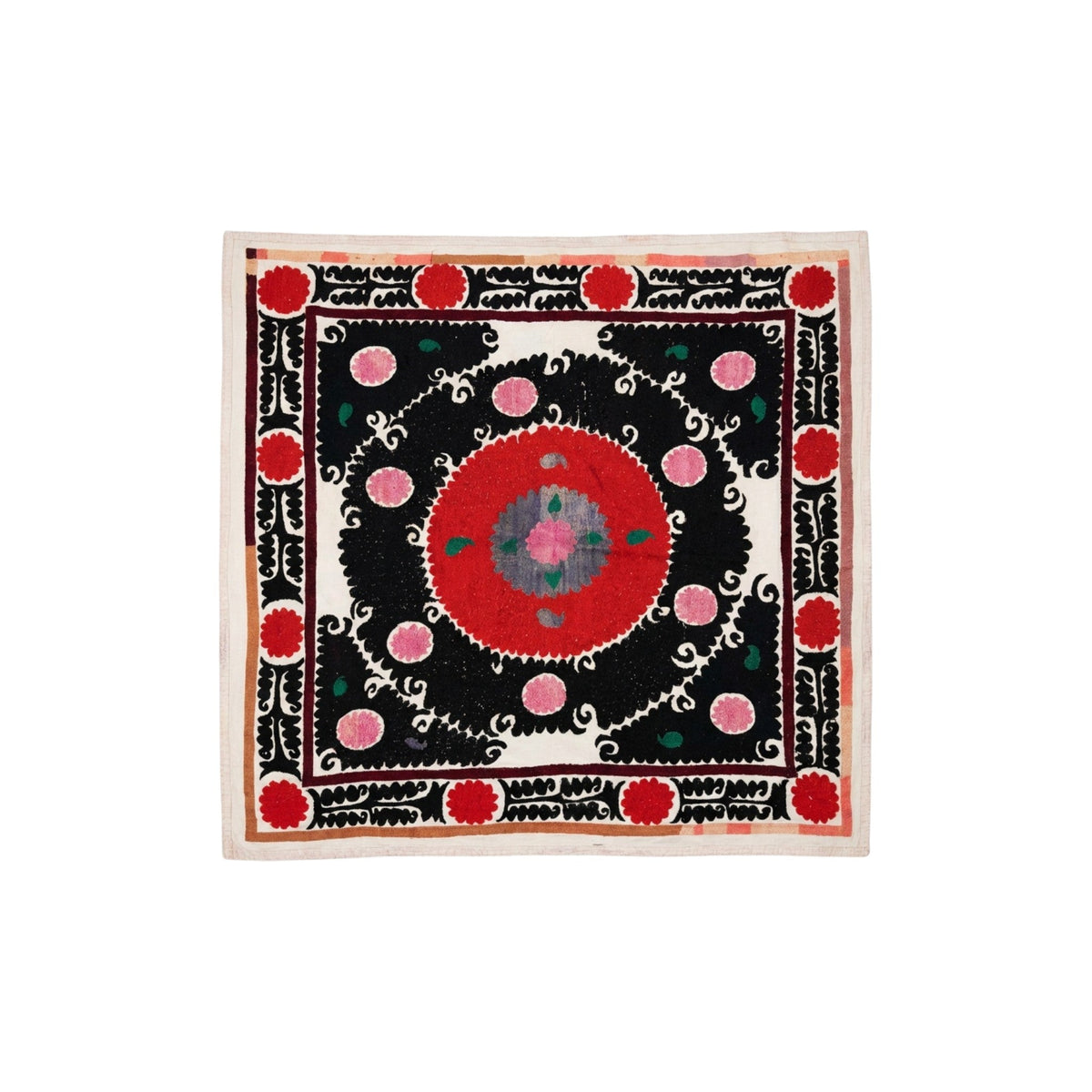 El İşlemesi Suzani Duvar Örtüsü 127 x 135 cm