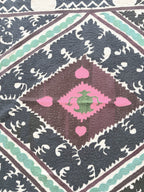 El İşlemesi Suzani Duvar Örtüsü 124 x 146 cm