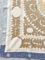 El İşlemesi Suzani Duvar Örtüsü 140 x 156 cm