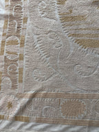 El İşlemesi Suzani Duvar Örtüsü 144 x 147 cm