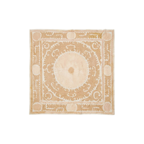 El İşlemesi Suzani Duvar Örtüsü 127 x 134 cm