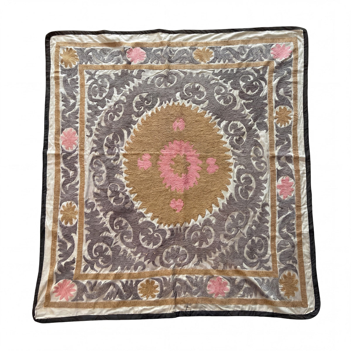 El İşlemesi Suzani Duvar Örtüsü 130 x 145 cm