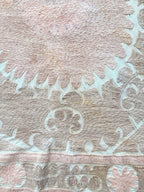 El İşlemesi Suzani Duvar Örtüsü 138 x 155 cm