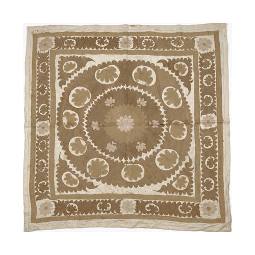 El İşlemesi Suzani Duvar Örtüsü 132 x 138 cm