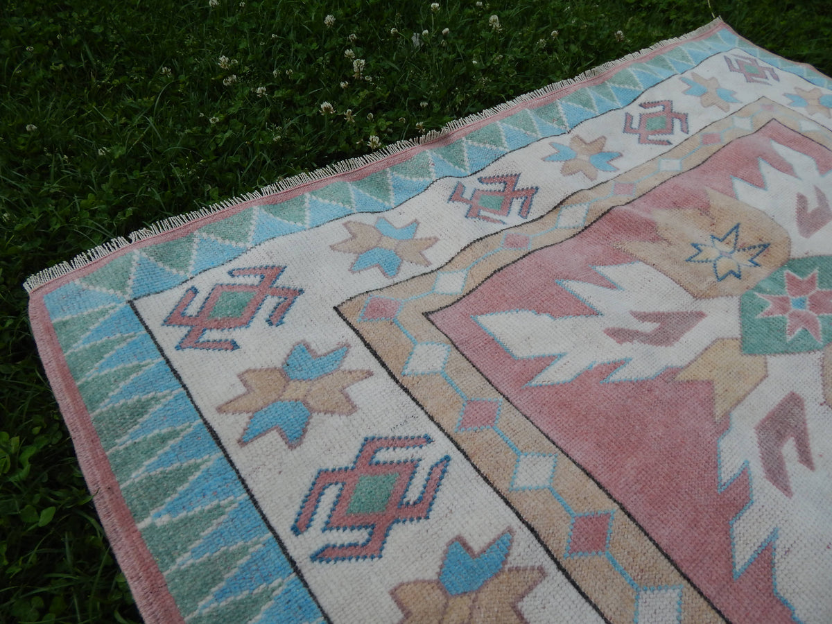 Vintage Uşak Halı 170 x 216 cm