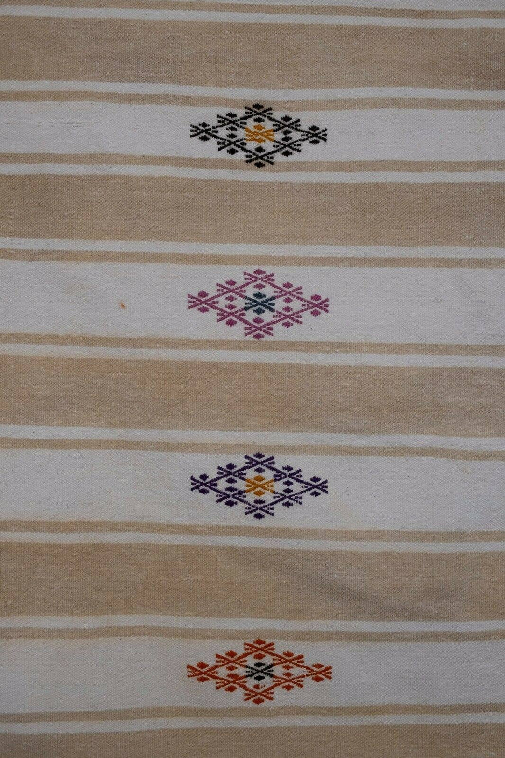 Vintage Kilim 203 x 247 cm