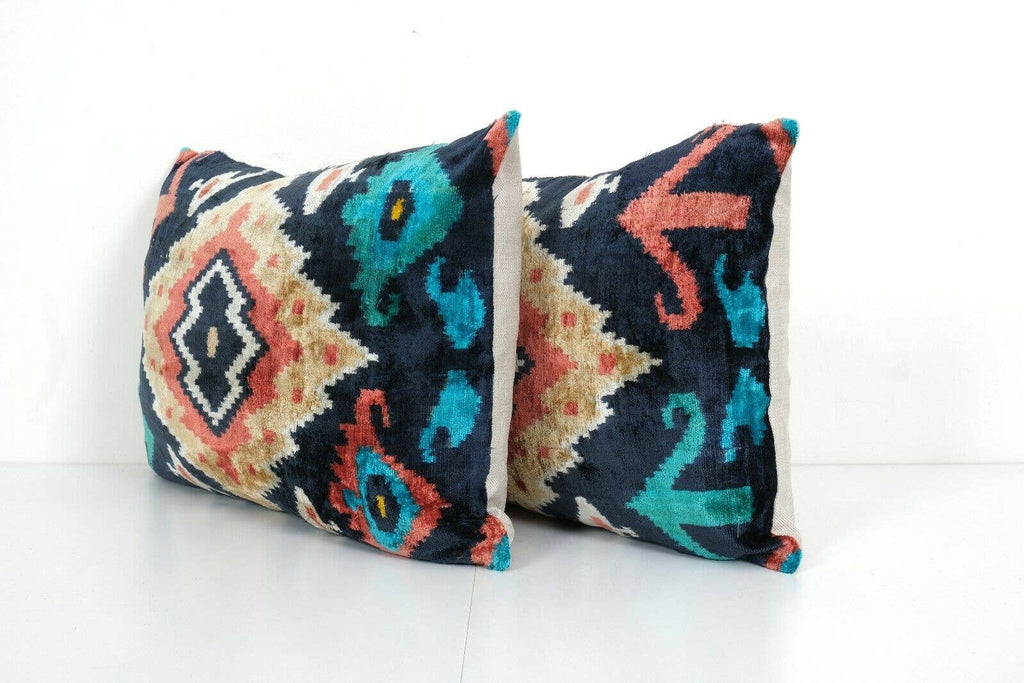 İpek Ikat Kadife Kırlent Kılıfı 40 x 60 cm