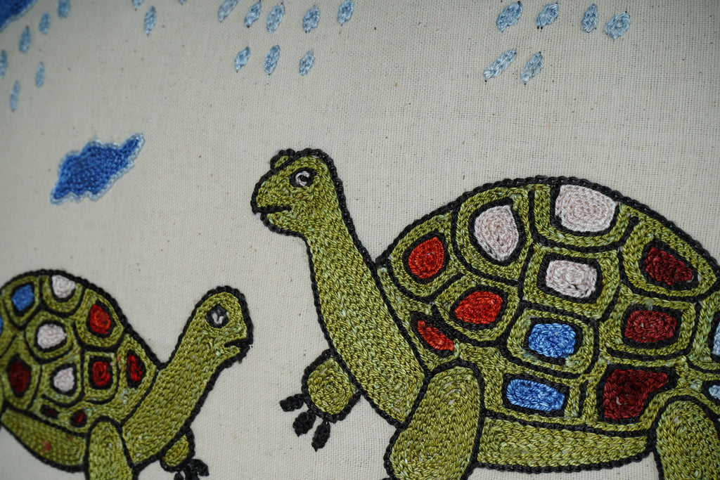 Kaplumbağa Desenli Suzani Kırlent Kılıfı 48 x 48 cm