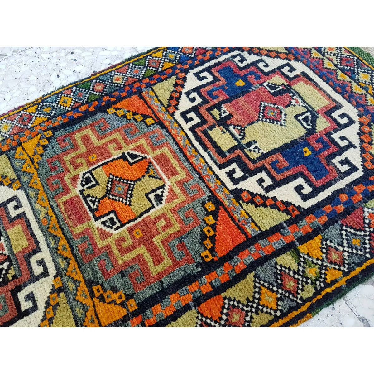 Vintage Yastık Halı 56 x 100 cm